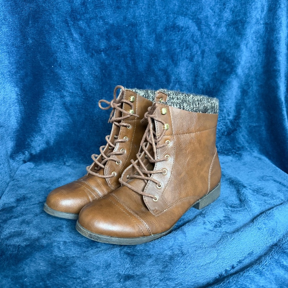 Brash Brown Ankle Boots with Knit Cuff